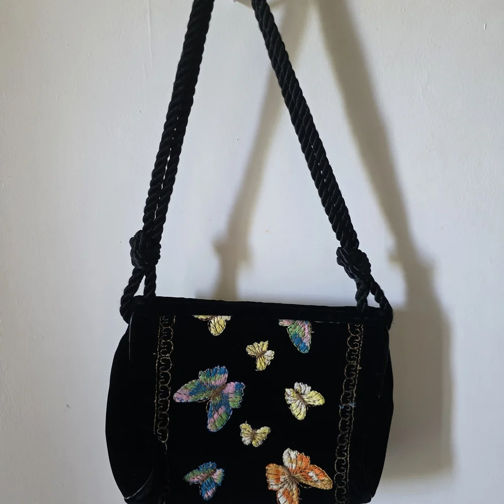 Velvet Butterfly Rope Festival Vintage 70s Bag - Picture 1 of 6